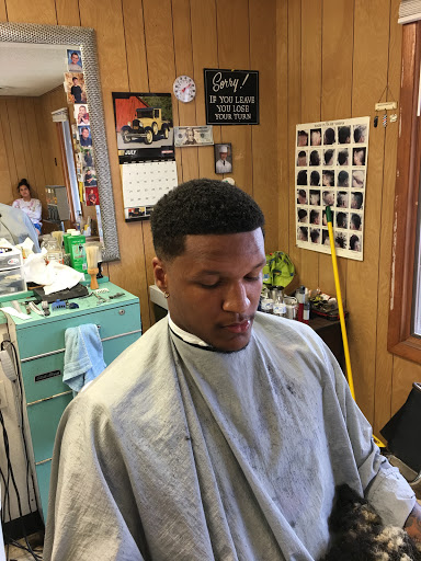 Barber Shop «Johns Barber Shop», reviews and photos, 738 N Main St, Waynesville, NC 28786, USA