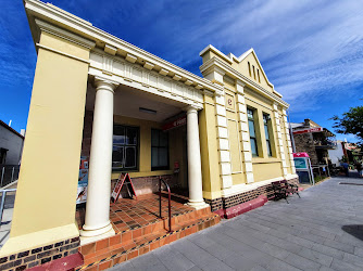 Australia Post - Strathalbyn Post Shop