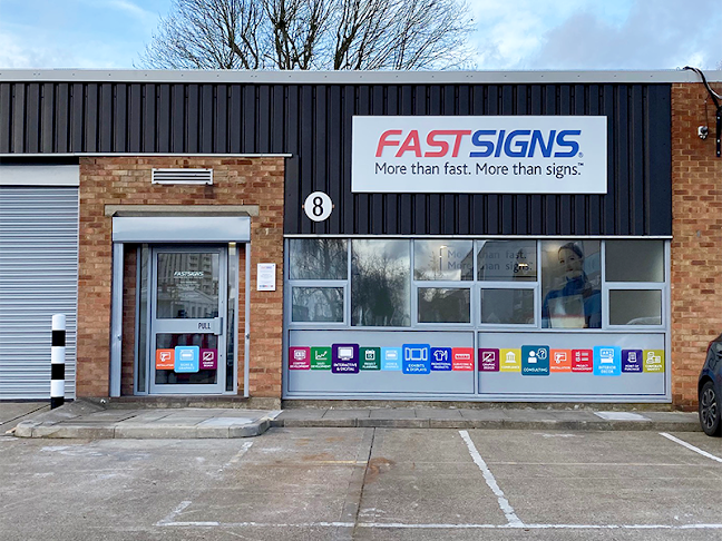 Reviews of FASTSIGNS Hammersmith in London - Graphic designer