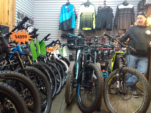 Motorcycle Dealer «Moore And Sons Motorcyles», reviews and photos, 21431 E Cliff Dr, Santa Cruz, CA 95062, USA