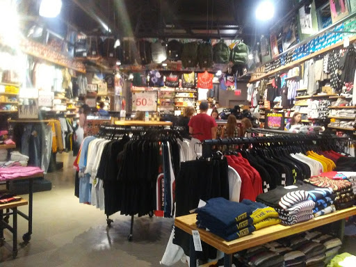 Shopping Mall «Ridgedale Center», reviews and photos, 12401 Wayzata Blvd, Minnetonka, MN 55305, USA