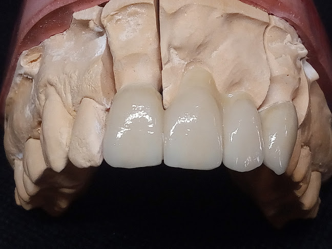 Oδοντοτεχνίτης Καραγρηγορίου Κώστας - 'Αγιος Δημήτριος