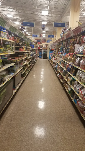Pet Supply Store «PetSmart», reviews and photos, 3750 W Market St, Fairlawn, OH 44333, USA