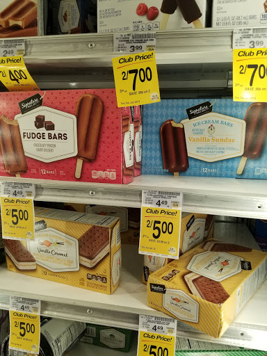 Grocery Store «Vons», reviews and photos, 7390 Cherry Ave, Fontana, CA 92336, USA