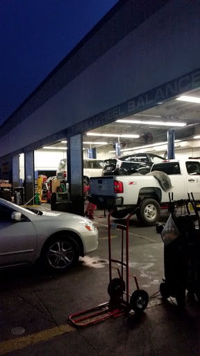 Auto Parts Store «Pep Boys», reviews and photos, 10644 W Pico Blvd, Los Angeles, CA 90064, USA