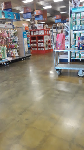 Pet Supply Store «PetSmart», reviews and photos, 573 N McKinley St, Corona, CA 92879, USA