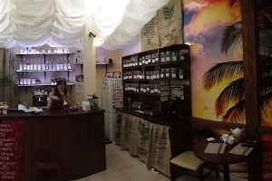 Кофе-магазин,кофейня CoffeeMe image