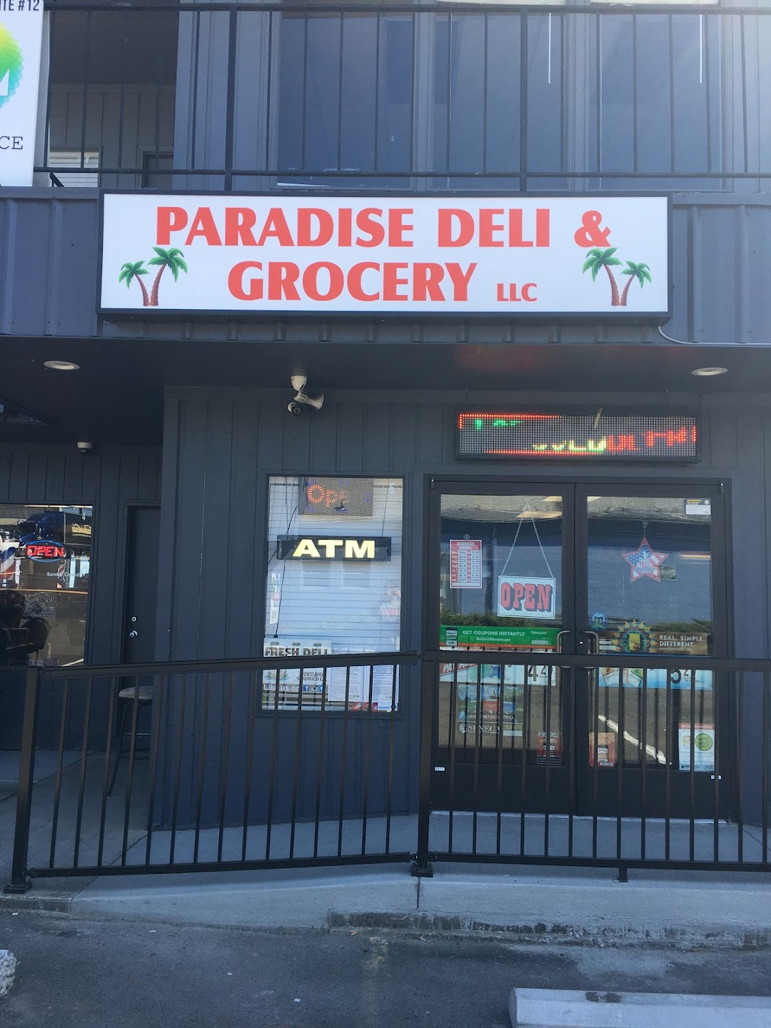 Paradise Deli and Grocery LLC