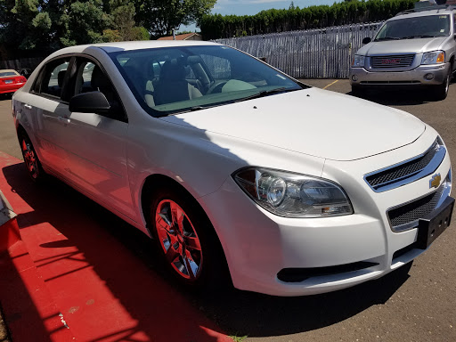 Used Car Dealer «PDX Used Cars», reviews and photos, 1475 SE Tualatin Valley Hwy, Hillsboro, OR 97123, USA