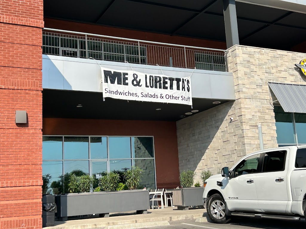 Me & Loretta's 37135