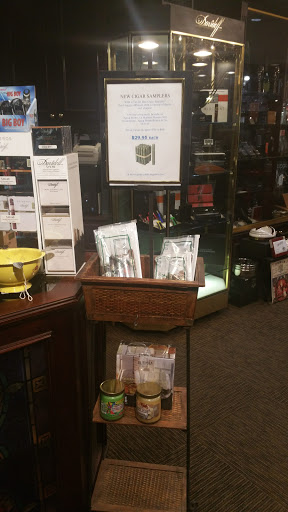 Tobacco Shop «Tinder Box», reviews and photos, 4400 Sharon Rd # 226, Charlotte, NC 28211, USA