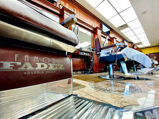 Barber Shop «Famous Fadez Schaumburg», reviews and photos, 853 E Algonquin Rd, Schaumburg, IL 60173, USA