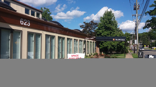 Shipping and Mailing Service «The UPS Store», reviews and photos, 623 Eagle Rock Ave, West Orange, NJ 07052, USA