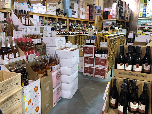 Liquor Store «Midtown Corkdorks Wine Spirits Beer», reviews and photos, 1610 Church St, Nashville, TN 37203, USA