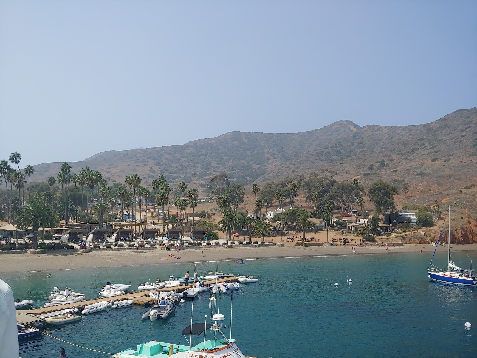 Photo of Harbor Sands and the settlement