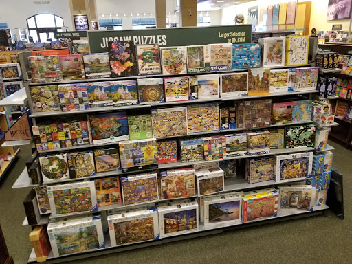Barnes & Noble image