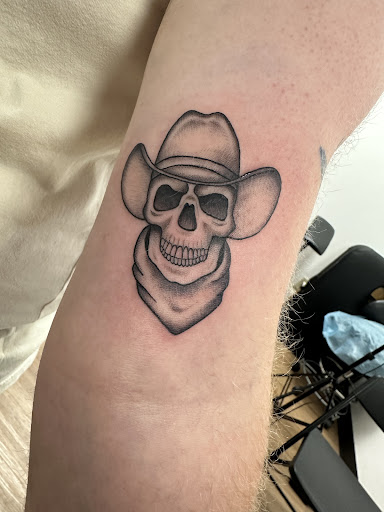 Explore thigh tattoo ideas woman, creative tattoo ideas in Dallas, available at Royal Touch Ink