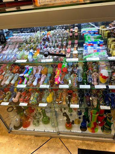 Liquor Store «535 Liquor», reviews and photos, 3260 Vineland Rd, Kissimmee, FL 34746, USA