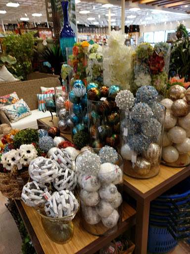 Home Goods Store «Pier 1 Imports», reviews and photos, 901 Rancho Pkwy, Arroyo Grande, CA 93420, USA