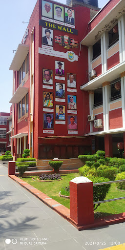 Hansraj College