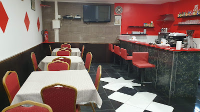 Dost Cafe à Ris-Orangis
