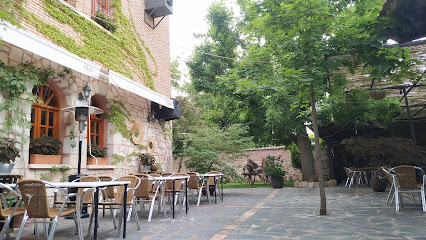 Restaurante El Parral - C. Parral, 25, 40520 Ayllón, Segovia, Spain