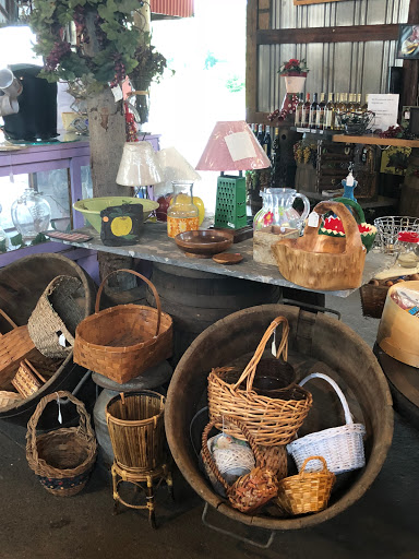 Produce Market «Richards Fruit Market», reviews and photos, 6410 Middle Rd, Middletown, VA 22645, USA