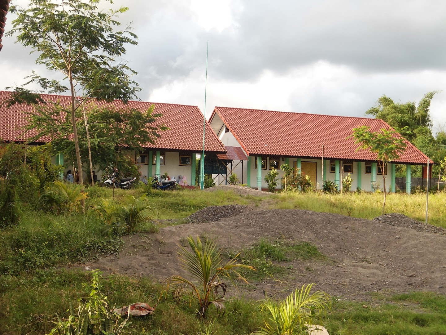 SMK ISLAM TERPADU SEMUDANE AL FAZRI LINGKOK BUNUT - White Bird - 36