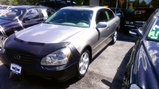 Used Car Dealer «Breckenridge Motor CO», reviews and photos, 9300 St Charles Rock Rd, Overland, MO 63114, USA