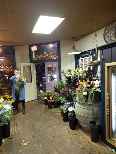 Florist «Candler Park Flower Mart», reviews and photos, 1395 McLendon Ave NE, Atlanta, GA 30307, USA