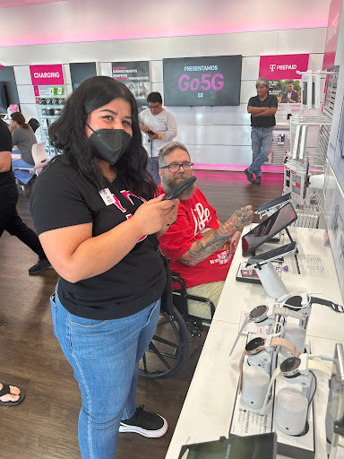T-Mobile image
