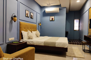 Hotel Radha Krishna image