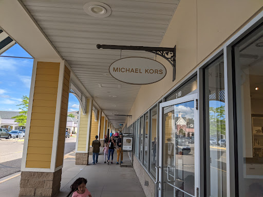 Outlet Mall «Tanger Outlet Howell», reviews and photos, 1475 N Burkhart Rd, Howell, MI 48855, USA