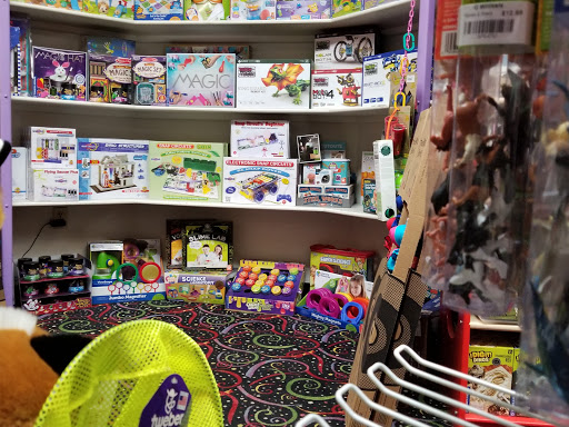 Toy Store «G. Willikers Toys», reviews and photos, 461 Broadway, Saratoga Springs, NY 12866, USA