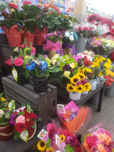 Grocery Store «Superior Grocers», reviews and photos, 151 W Base Line Rd, Rialto, CA 92376, USA