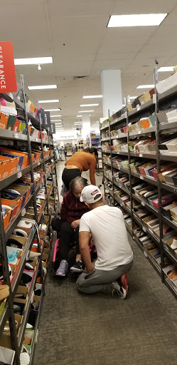 Department Store «Nordstrom Rack», reviews and photos, 17200 Southcenter Pkwy, Tukwila, WA 98188, USA