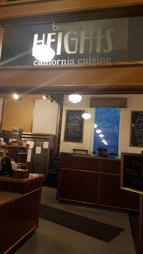 Caterer «Broadway Heights California Cuisine», reviews and photos, 300 Broadway, Chico, CA 95928, USA