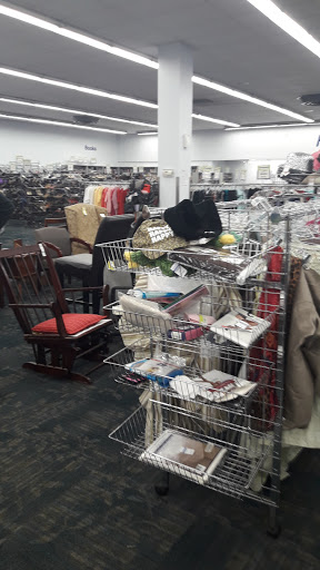 Thrift Store «Goodwill Colonial Heights Retail Store», reviews and photos