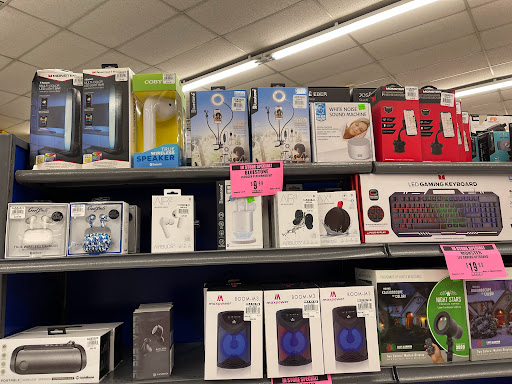 Sporting Goods Store «Big 5 Sporting Goods», reviews and photos, 3132 Stevens Creek Blvd, San Jose, CA 95117, USA