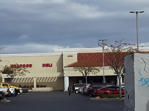 Stater Brothers Shopping Center