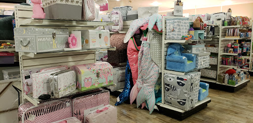 Department Store «HomeGoods», reviews and photos, 7871 N Blackstone Ave, Fresno, CA 93720, USA