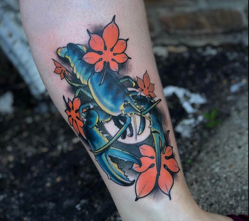 Explore manta ray tattoo ideas, creative tattoo ideas in Tallmadge, available at Killjoy tattoo