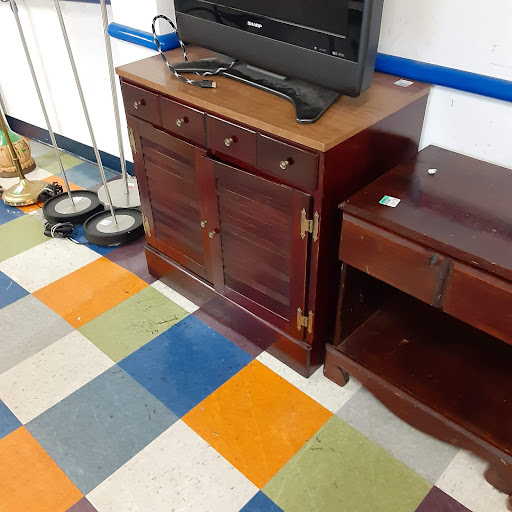 Thrift Store «Goodwill Industries of the Chesapeake, Inc.», reviews and photos