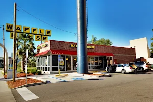 Waffle House image