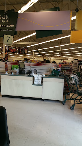 Fabric Store «Jo-Ann Fabrics and Crafts», reviews and photos, 8062 N Blackstone Ave, Fresno, CA 93720, USA