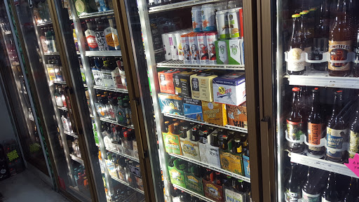 Grocery Store «La Riviera Market and Spirits», reviews and photos, 9331 La Riviera Dr, Sacramento, CA 95826, USA