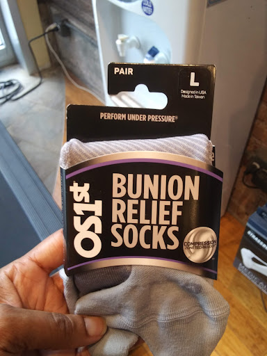 Sportswear Store «Fleet Feet Sports - Lincoln Square», reviews and photos, 4762 N Lincoln Ave, Chicago, IL 60625, USA