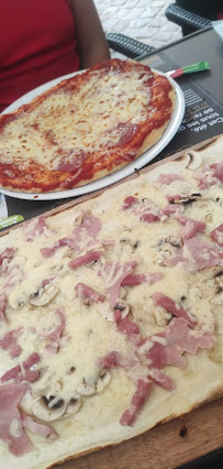 Pizza du Restaurant de spécialités alsaciennes La pergola à Colmar - n°7
