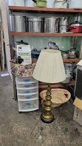 Thrift Store «Bnai Tzedukah Thrift Store», reviews and photos, 203 Sheridan Blvd, Inwood, NY 11096, USA