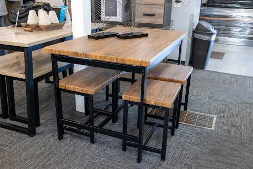 Furniture Store «ROYAL FURNITURE», reviews and photos, 339 S Green Bay Rd, Waukegan, IL 60085, USA